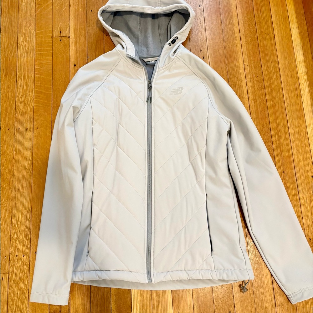 New Balance Light Gray Hooded Jacket - Picture 2 of 9
